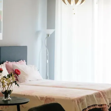 Cosy Downtown Studio - Suite Komotini Buitenkant foto